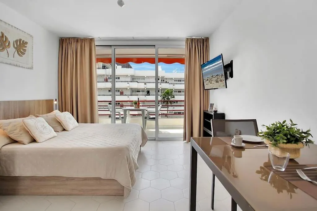 Alexander Apartment Playa De Las Americas