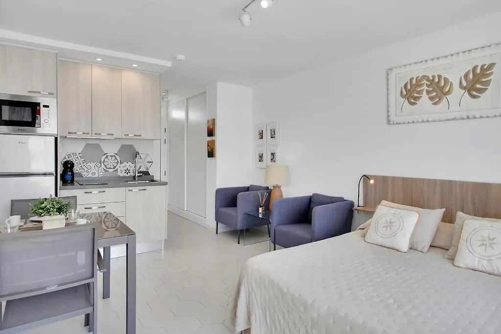 Alexander Apartment Playa De Las Americas 0*, Playa de las Americas (Tenerife)